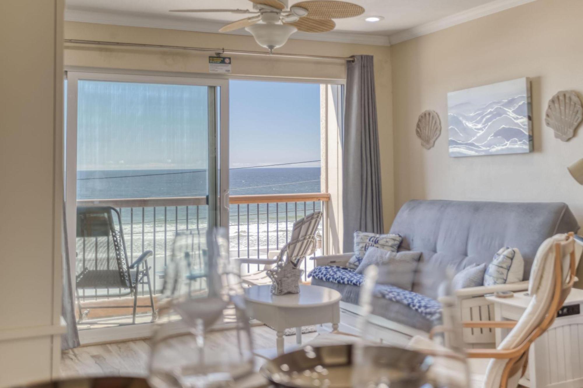 Seascape Suite Lincoln City Exterior photo