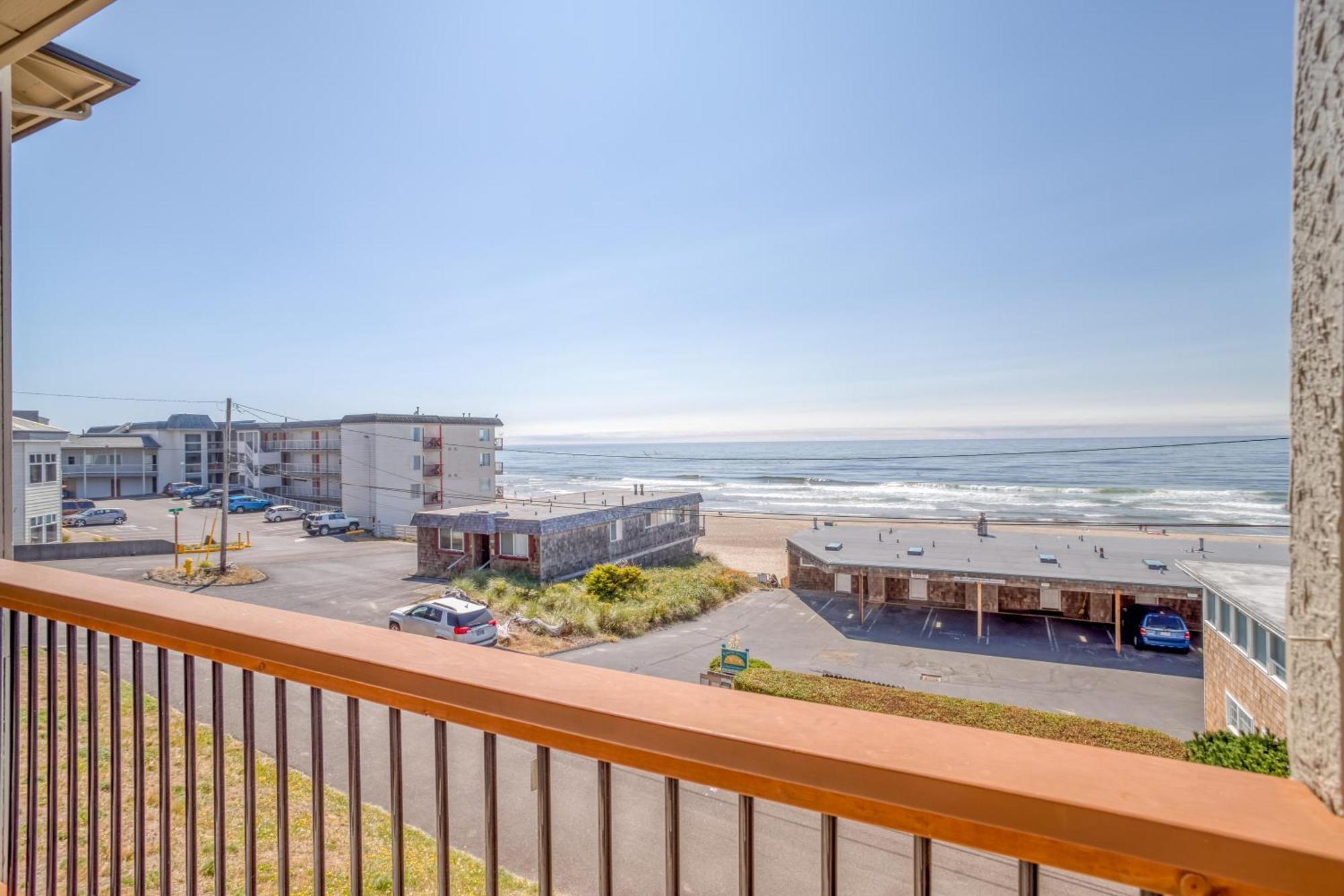 Seascape Suite Lincoln City Exterior photo